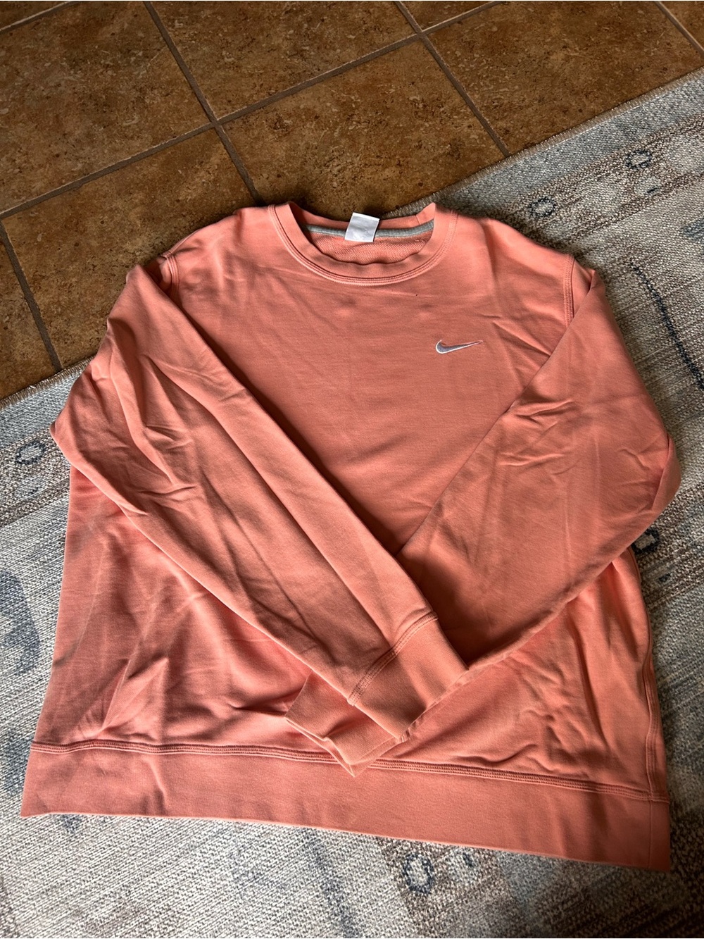Nike Men’s Coral Pink Crewneck